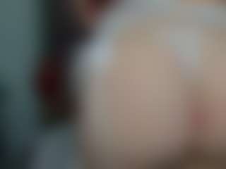 cynthiaa's Live Sex Cam Show