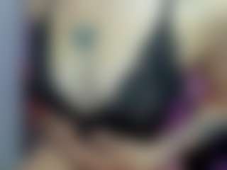 cynthiaa's Live Sex Cam Show