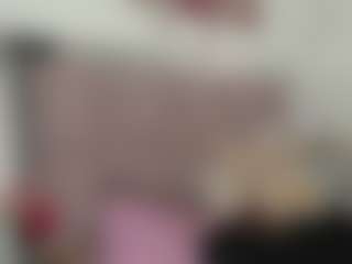 Live cam show with cynthiaa - Student on Camsoda