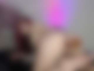 cynthiaa's Live Sex Cam Show
