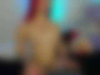 Live cam show with cynthiaa - Bedroom on Camsoda