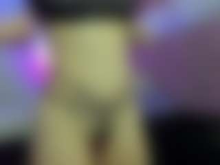 cynthiaa's Live Sex Cam Show