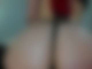 cynthiaa's Live Sex Cam Show