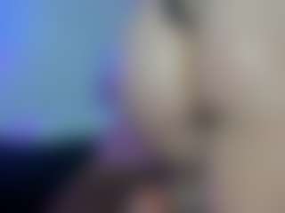 cynthiaa's Live Sex Cam Show
