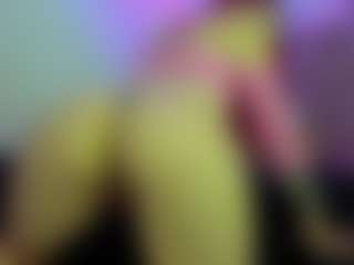 cynthiaa's Live Sex Cam Show