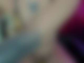 Live cam show with cynthiaa - Average on Dolls Live