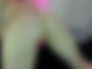 cynthiaa's Live Sex Cam Show