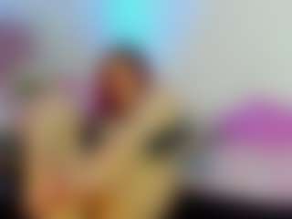 cynthiaa's Live Sex Cam Show