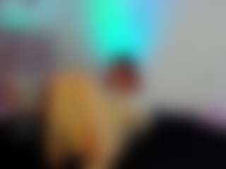 cynthiaa's Live Sex Cam Show