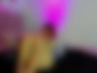 cynthiaa's Live Sex Cam Show