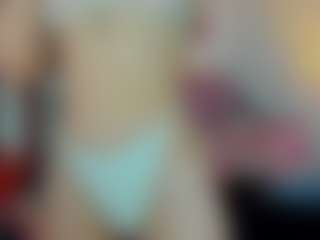 cynthiaa's Live Sex Cam Show