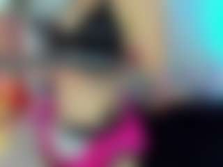 cynthiaa's Live Sex Cam Show
