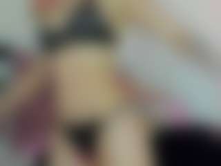 cynthiaa's Live Sex Cam Show