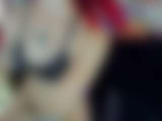 Live cam show with cynthiaa - Gamer Red Hair on Camiplay Live
