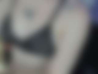 cynthiaa's Live Sex Cam Show