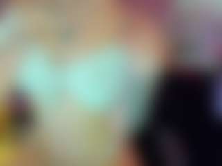 cynthiaa's Live Sex Cam Show