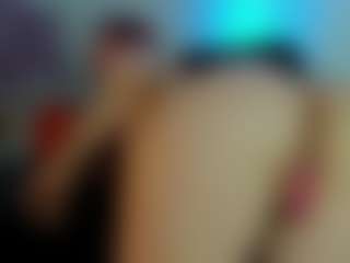cynthiaa's Live Sex Cam Show