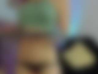 cynthiaa's Live Sex Cam Show