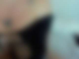 Live cam show with cynthiaa - Red Hair Shaved Pussy on Camming Site