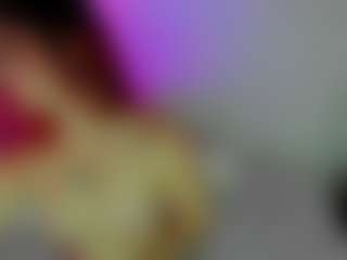 cynthiaa's Live Sex Cam Show