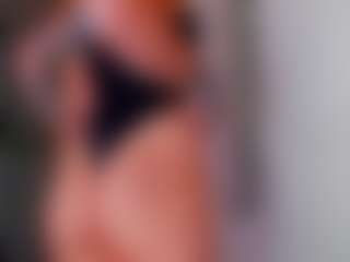 Rainnbow_'s Live Sex Cam Show