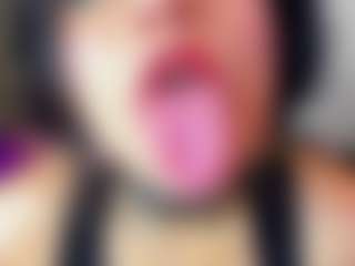 Rainnbow_'s Live Sex Cam Show