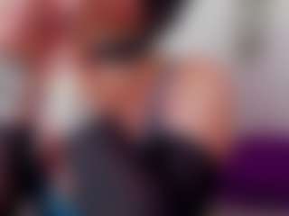 Rainnbow_'s Live Sex Cam Show