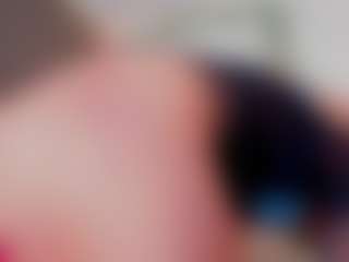 Rainnbow_'s Live Sex Cam Show