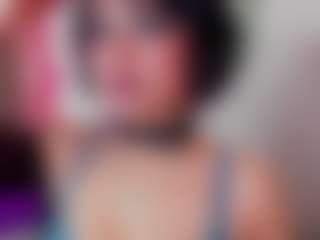 Rainnbow_'s Live Sex Cam Show