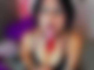 Rainnbow_'s Live Sex Cam Show