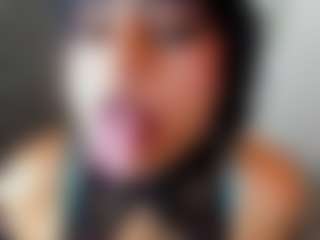 Rainnbow_'s Live Sex Cam Show
