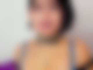 Rainnbow_'s Live Sex Cam Show