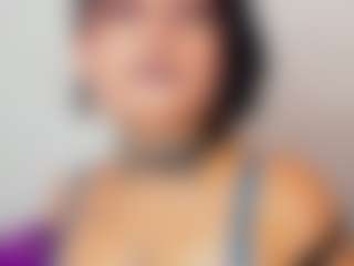 Rainnbow_'s Live Sex Cam Show