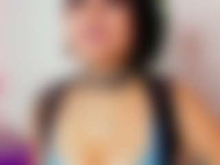 Rainnbow_'s Live Sex Cam Show