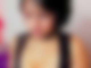 Rainnbow_'s Live Sex Cam Show