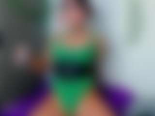Live cam show with Rainnbow_ - Athletic Public on Camsoda Late Night