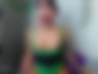 Rainnbow_'s Live Sex Cam Show
