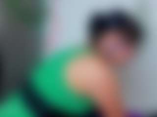 Rainnbow_'s Live Sex Cam Show