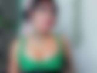 Rainnbow_'s Live Sex Cam Show