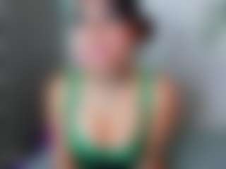 Rainnbow_'s Live Sex Cam Show
