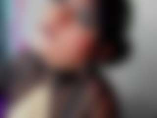 Rainnbow_'s Live Sex Cam Show