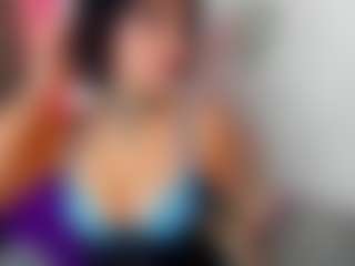 Rainnbow_'s Live Sex Cam Show