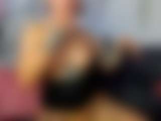 Rainnbow_'s Live Sex Cam Show
