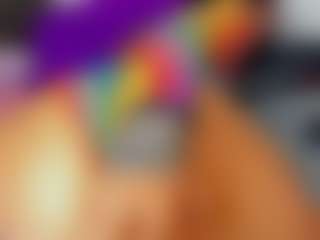 Rainnbow_'s Live Sex Cam Show
