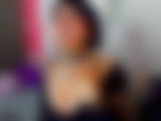 Rainnbow_'s Live Sex Cam Show