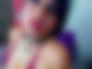 Rainnbow_'s Live Sex Cam Show