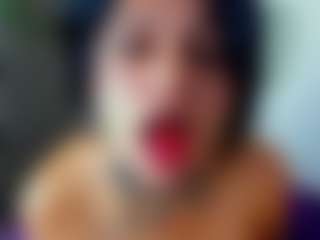 Live cam show with Rainnbow_ - Shaved Pussy on Dare Cams