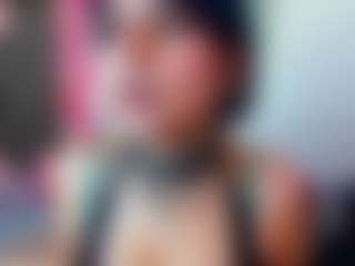 Rainnbow_'s Live Sex Cam Show