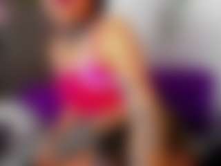 Live cam show with Rainnbow_ - Cute on Livezox