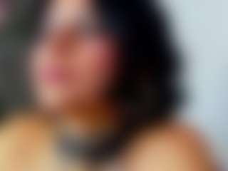 Rainnbow_'s Live Sex Cam Show